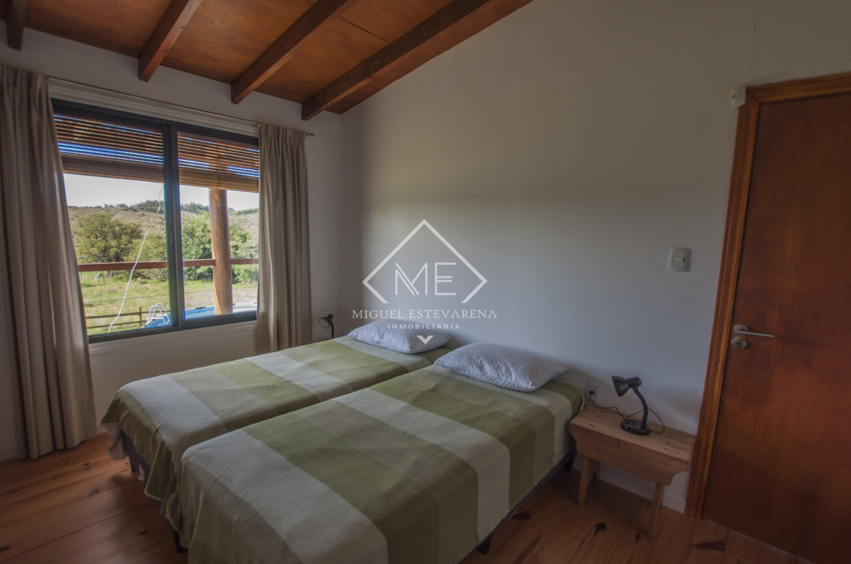 Chacra ID.832 - Cabaña en Venta - Sierras de Minas, 6 Hectáreas, Monte Coronilla