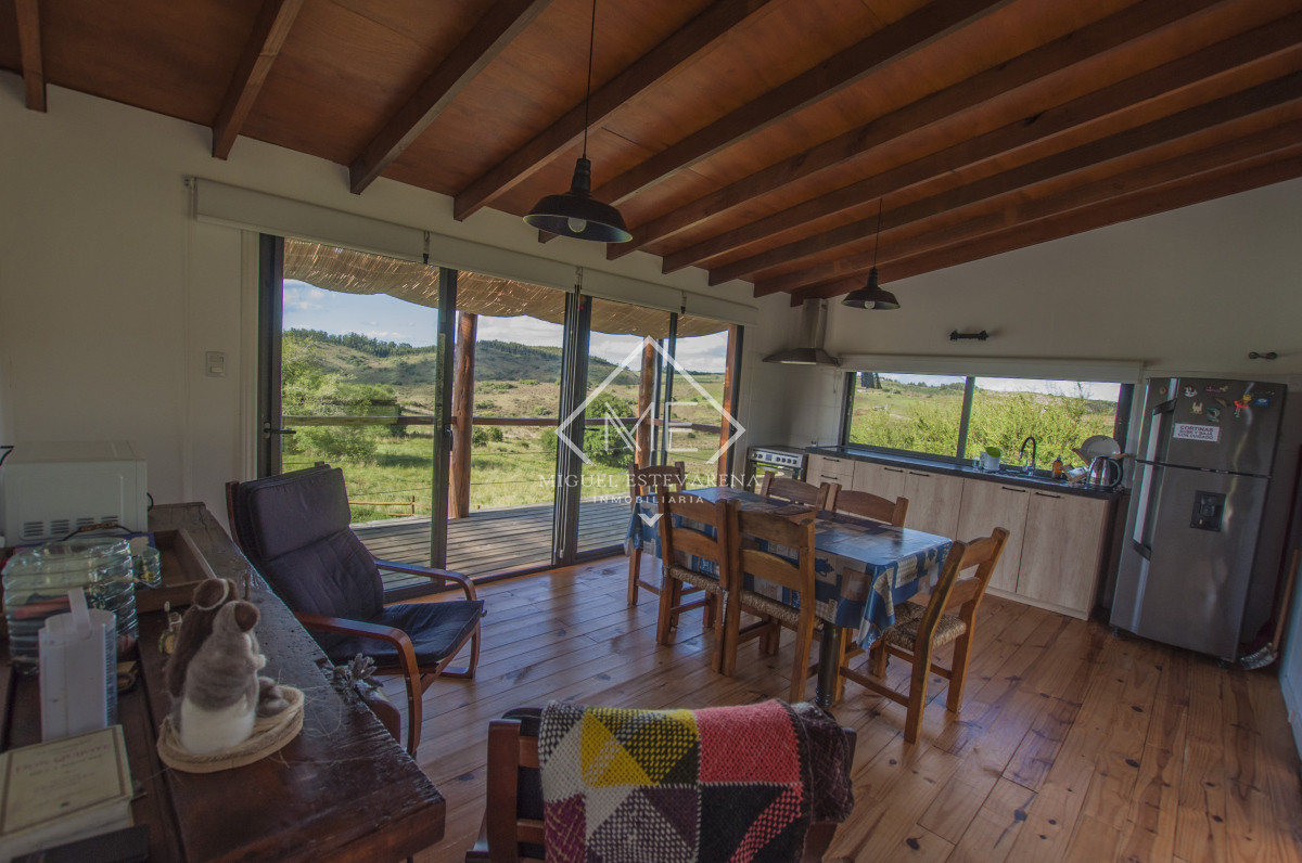 Chacra ID.832 - Cabaña en Venta - Sierras de Minas, 6 Hectáreas, Monte Coronilla