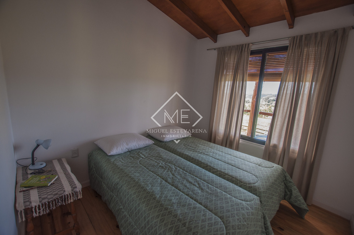 Chacra ID.832 - Cabaña en Venta - Sierras de Minas, 6 Hectáreas, Monte Coronilla