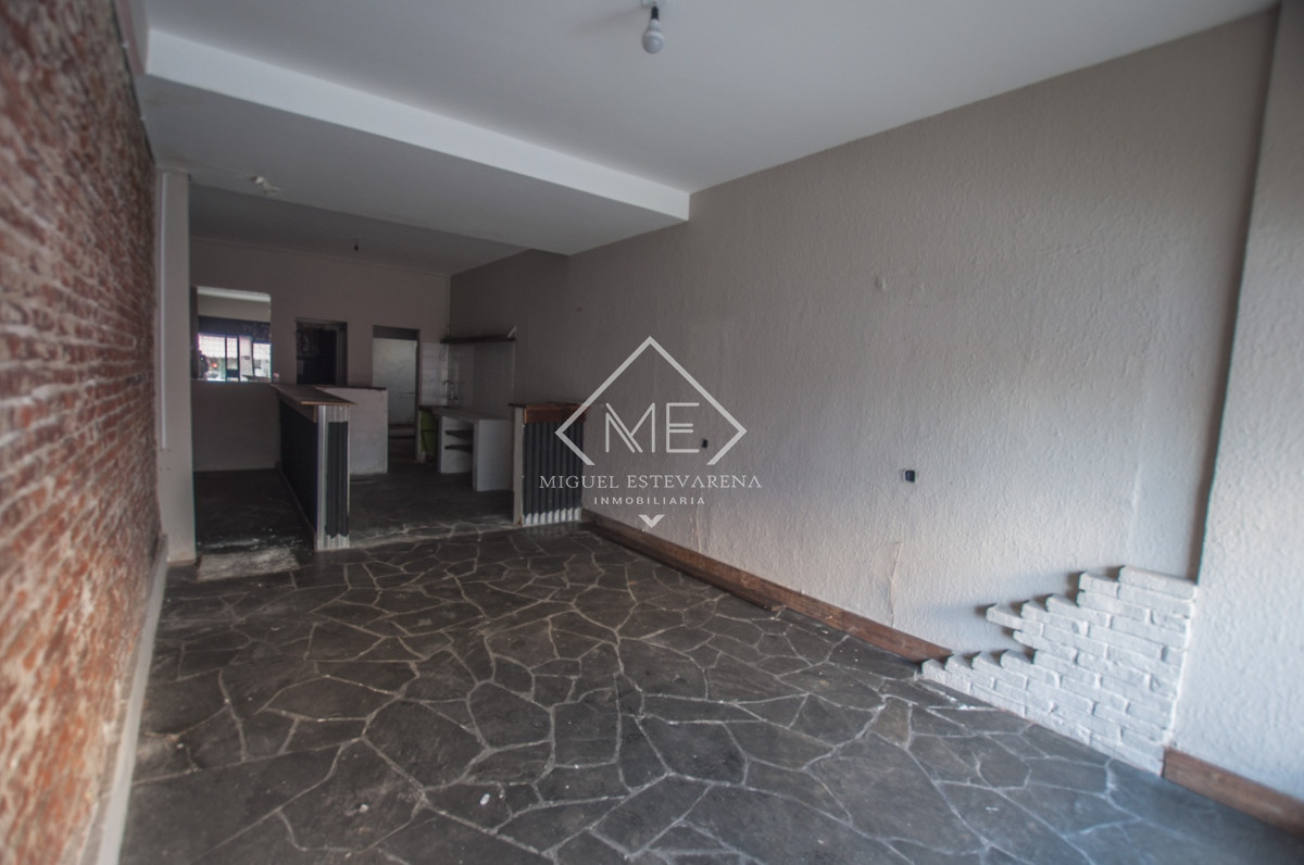 Local Comercial ID.746 - Venta de Local con Ubicación Privilegiada en el Centro de Maldonado
