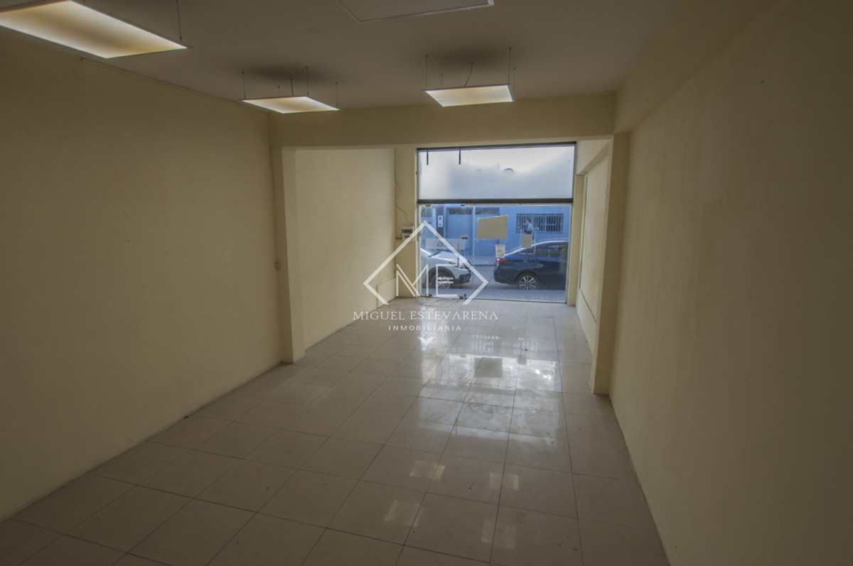 Local Comercial ID.877 - Alquiler de Local Comercial en el Centro de Minas - 140 m² Totales