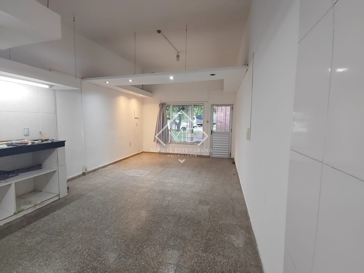 Local Comercial ID.712 - Local a la venta en Minas