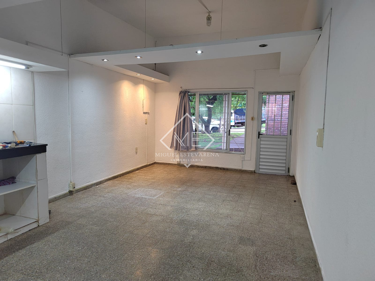 Local Comercial ID.712 - Local a la venta en Minas