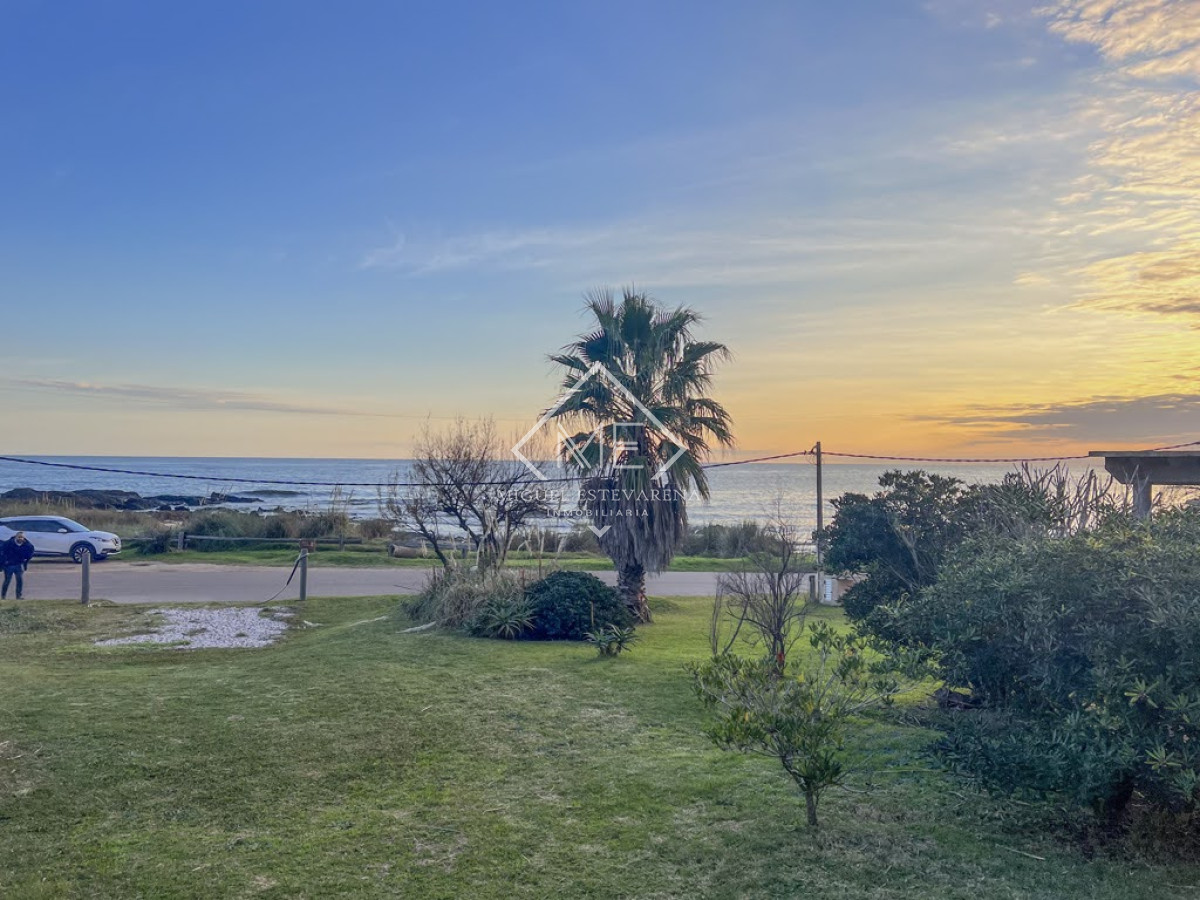 Terreno ID.699 - Excelente terreno a la venta frente al mar