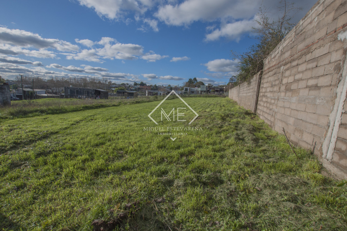 Terreno ID.893 - Terreno en Minas con Facilidades - Barrio Filarmónica, 50% y Saldo a Convenir