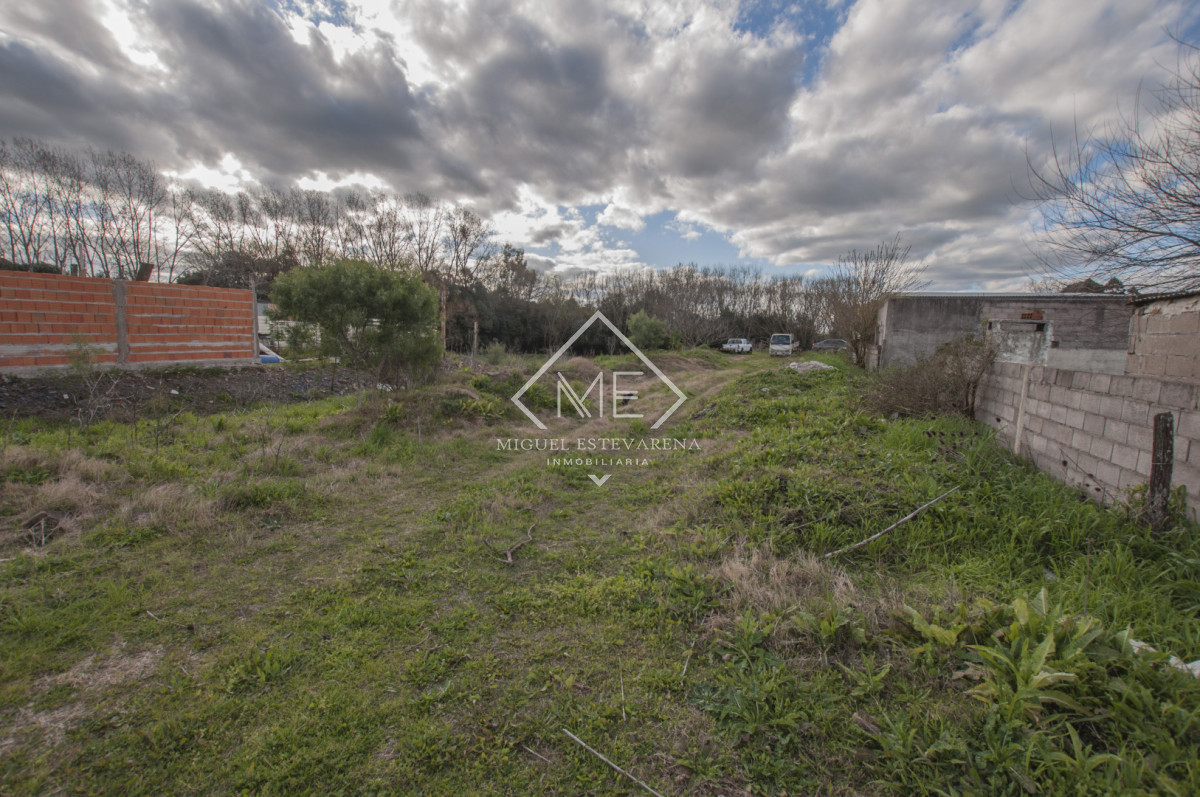 Terreno ID.899 - Venta de Terreno en Barrio Lavalleja - 636 m² con 15 Metros de Frente
