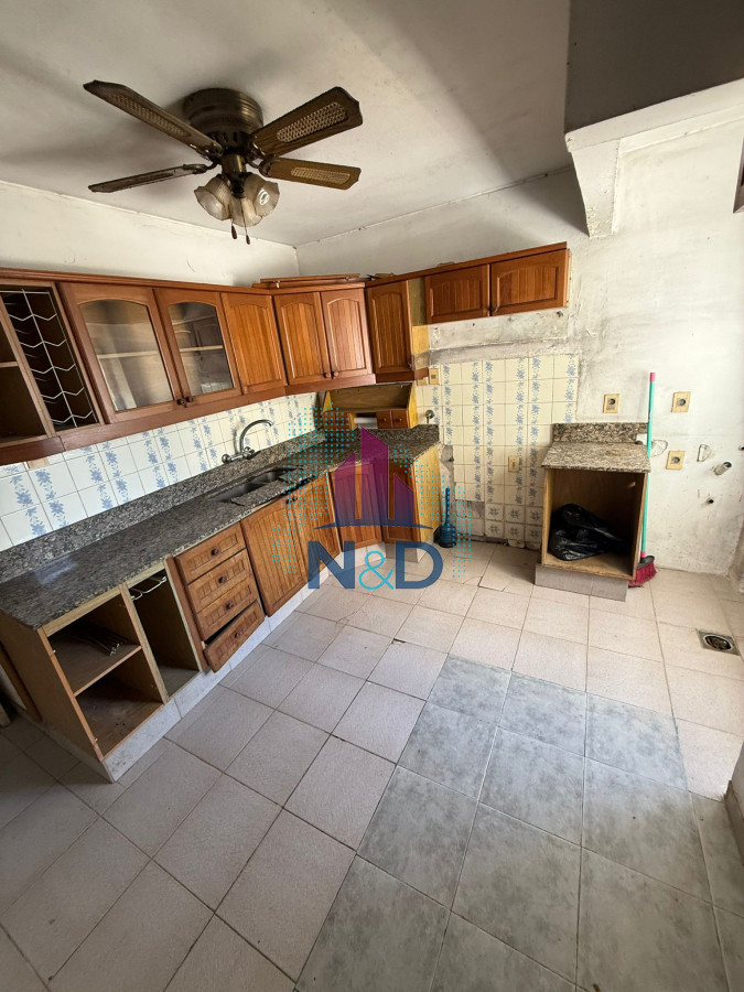 Apartamento ID.135 - VENTA APARTAMENTO, CORDÓN 3 DORMITORIOS, 2 BAÑOS