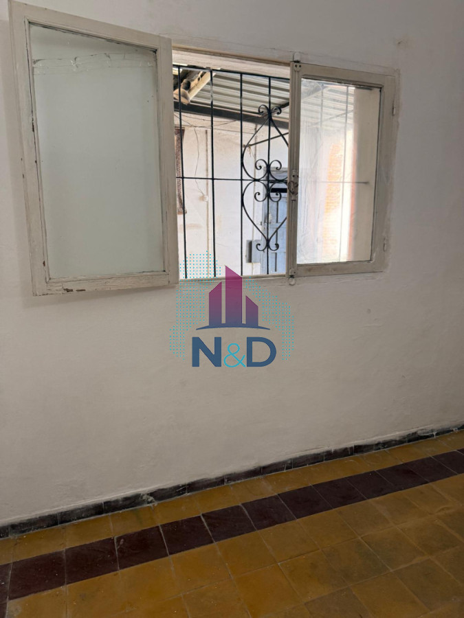 Apartamento ID.182 - Alquiler Apartamen en el Cerrito a una cuadra de Propios y Av Gral San Martin
