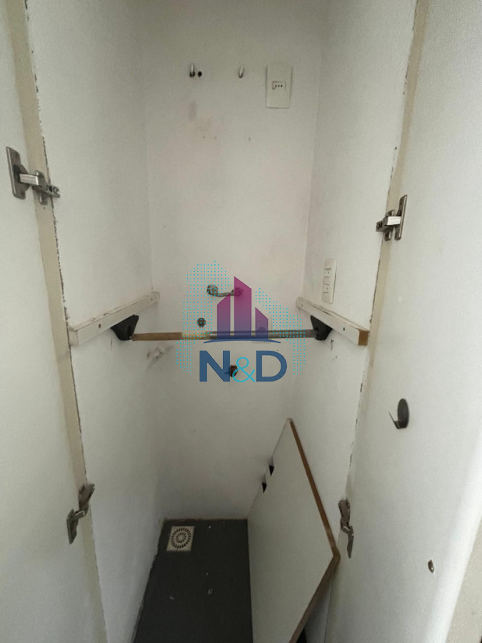 Apartamento ID.186 - ALQUILER MONOAMBIENTE AL CONTRA FRENTE EN POCITOS CON BALCÓN 