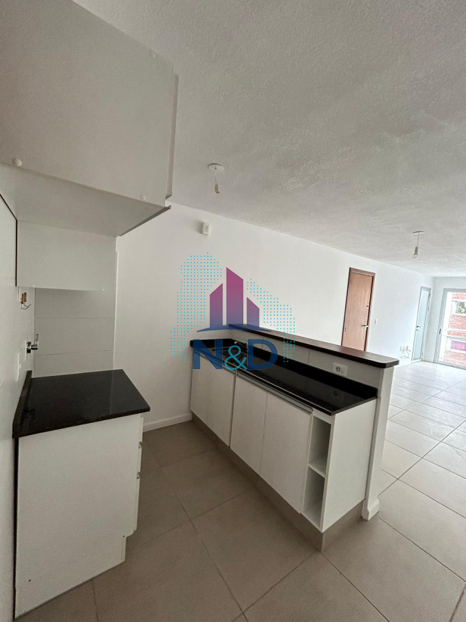 Apartamento ID.76 - VENTA APARTAMENTO EN CORDÒN, UN DORMITORIO y GARAGE.