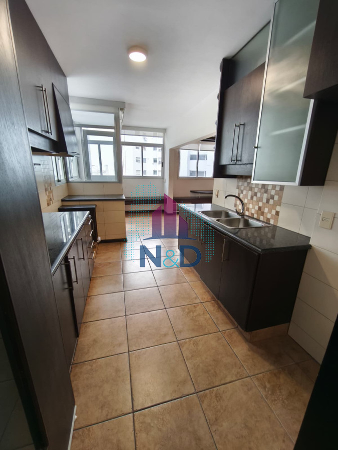 Apartamento ID.127 - VENTA DE APARTAMENTO, VILLA BIARRITZ, 3 DORMITORIOS.