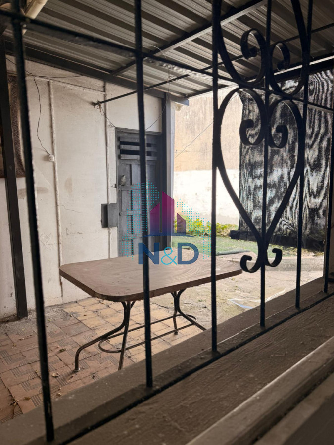 Apartamento ID.182 - Alquiler Apartamen en el Cerrito a una cuadra de Propios y Av Gral San Martin
