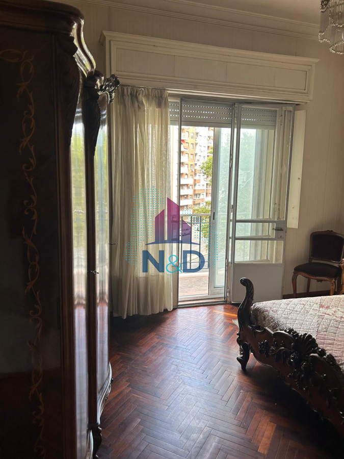 Apartamento ID.108 - APARTAMENTO EN VENTA, 3 DORMITORIOS + SERVICIO COMPLETO, TRES CRUCES