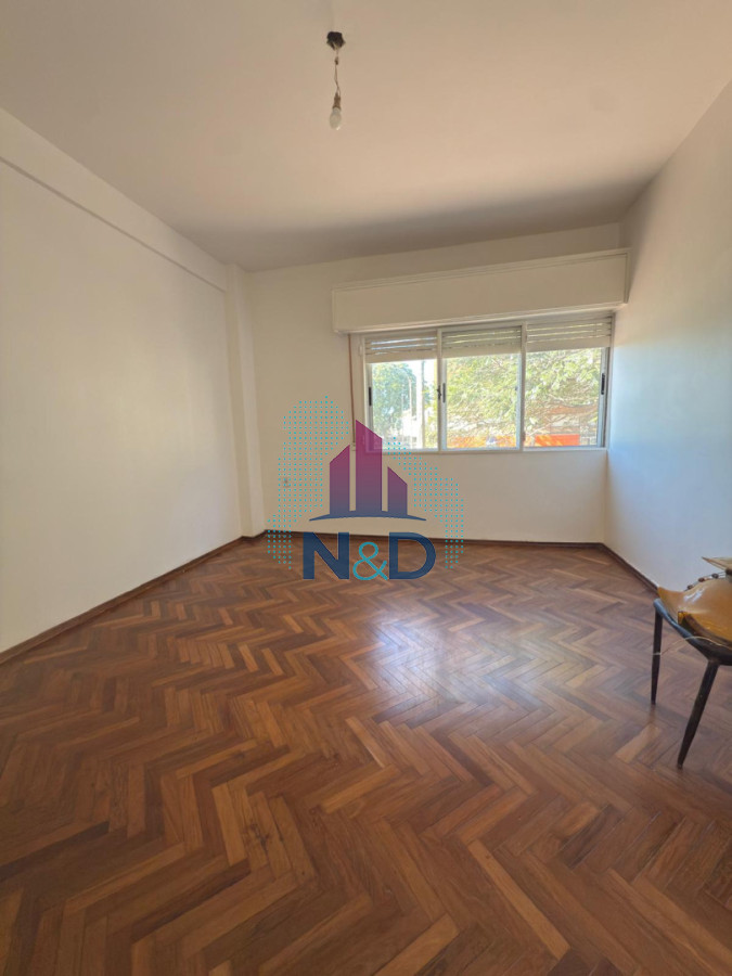 Apartamento ID.180 - APTO EN ALQUILER FRENTE AL PALACIO LEGISLATIVO DE UN DORMITORIO