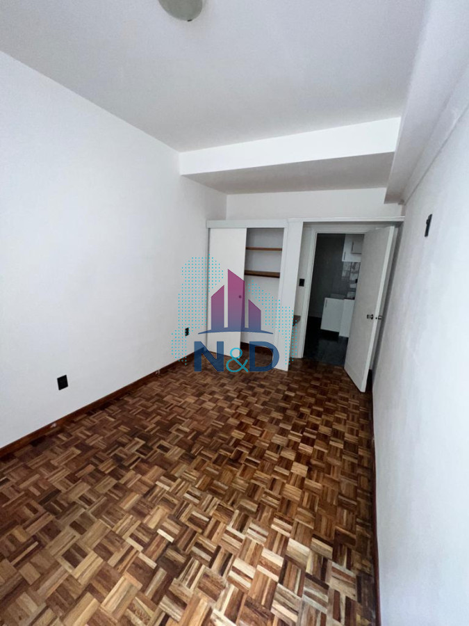 Apartamento ID.168 - ALQUILER DOS DORMITORIOS CON PATIO Y PARRILLERO EN POCITOS 