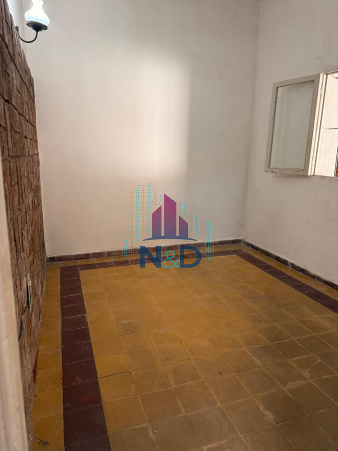 Apartamento ID.182 - Alquiler Apartamen en el Cerrito a una cuadra de Propios y Av Gral San Martin