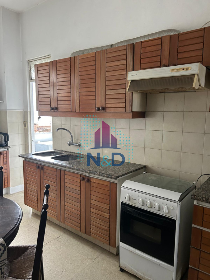Apartamento ID.108 - APARTAMENTO EN VENTA, 3 DORMITORIOS + SERVICIO COMPLETO, TRES CRUCES