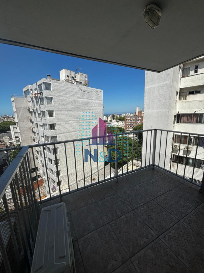 Apartamento ID.186 - ALQUILER MONOAMBIENTE AL CONTRA FRENTE EN POCITOS CON BALCÓN 