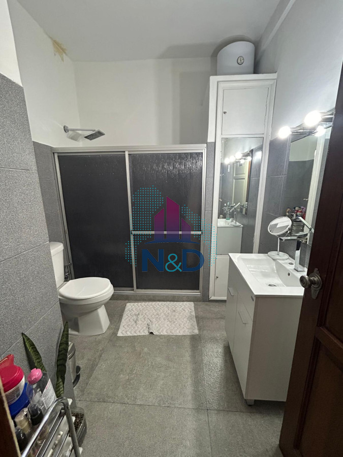 Apartamento ID.108 - APARTAMENTO EN VENTA, 3 DORMITORIOS + SERVICIO COMPLETO, TRES CRUCES
