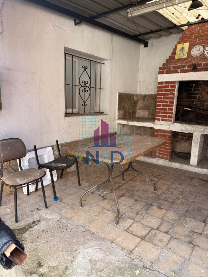 Apartamento ID.182 - Alquiler Apartamen en el Cerrito a una cuadra de Propios y Av Gral San Martin