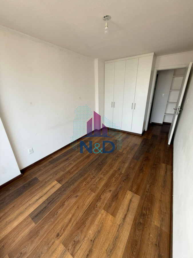 Apartamento ID.156 - ALQUILER UN DORMITORIO CON BALCÓN Y GARAGE AL FRENTE EN PUNTA CARRETAS