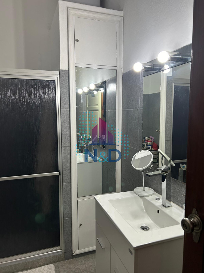 Apartamento ID.108 - APARTAMENTO EN VENTA, 3 DORMITORIOS + SERVICIO COMPLETO, TRES CRUCES