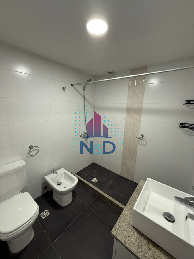 Apartamento ID.156 - ALQUILER UN DORMITORIO CON BALCÓN Y GARAGE AL FRENTE EN PUNTA CARRETAS