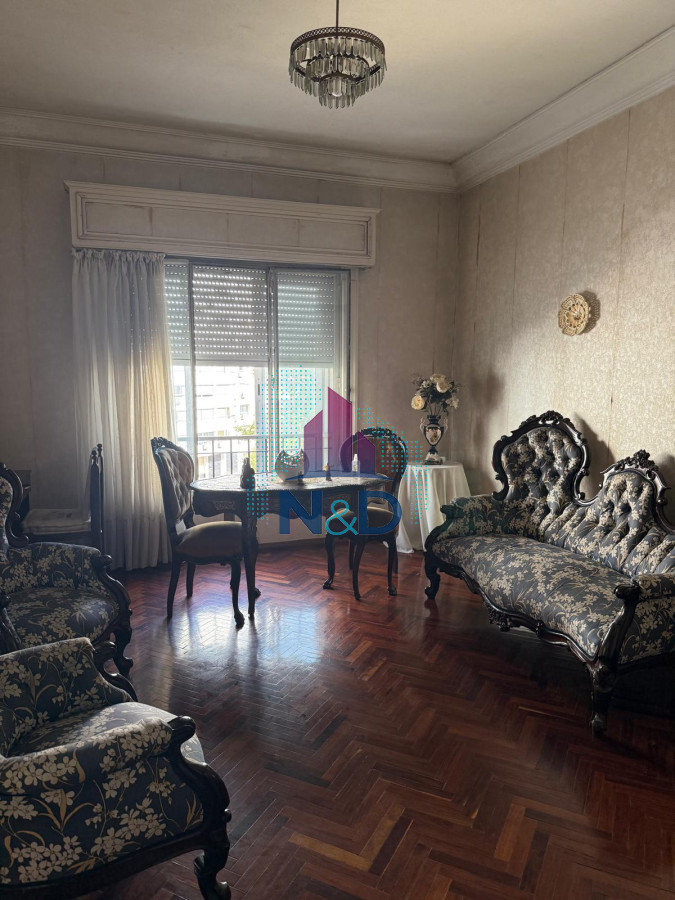 Apartamento ID.108 - APARTAMENTO EN VENTA, 3 DORMITORIOS + SERVICIO COMPLETO, TRES CRUCES