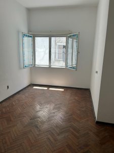 Venta Apartamento en Ciudad Vieja - Cerrito y Pérez Castellano