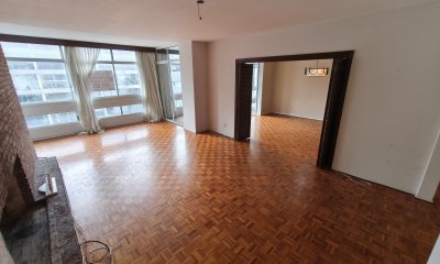 VENTA DE APARTAMENTO, VILLA BIARRITZ, 3 DORMITORIOS.