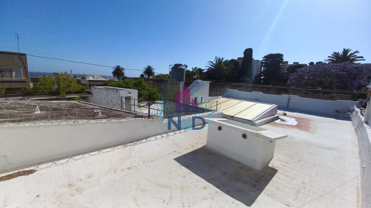 Casa ID.96 - VENTA DE CASA, BARRIO PALERMO, A RECICLAR, CON MAS DE 5 AMBIENTES, 