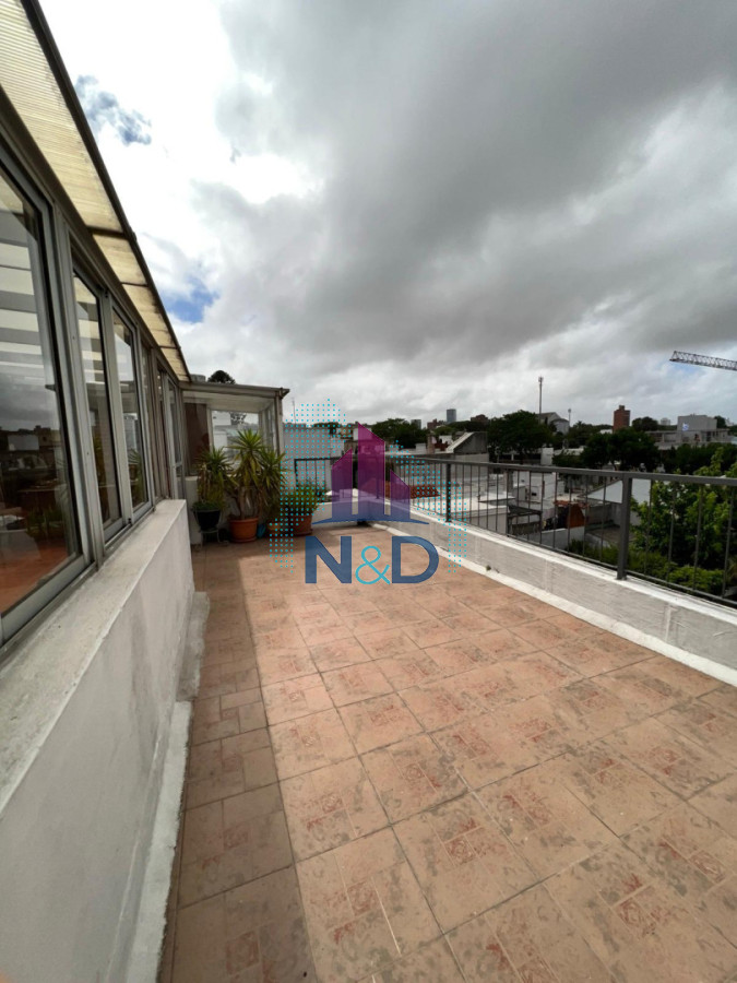 Casa ID.171 - SE VENDE COMODA CASA DE 4 CUARTOS CON PISCINA EN PARQUE BATLLE 
