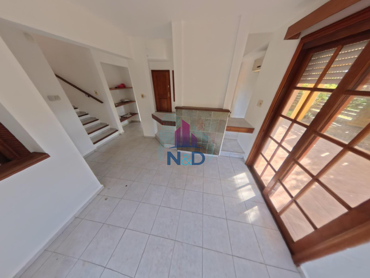 Casa ID.212 - VENTA CASA EN SALINAS,  GRAN TERRENO, 3 DORMITORIOS Y PISCINA 