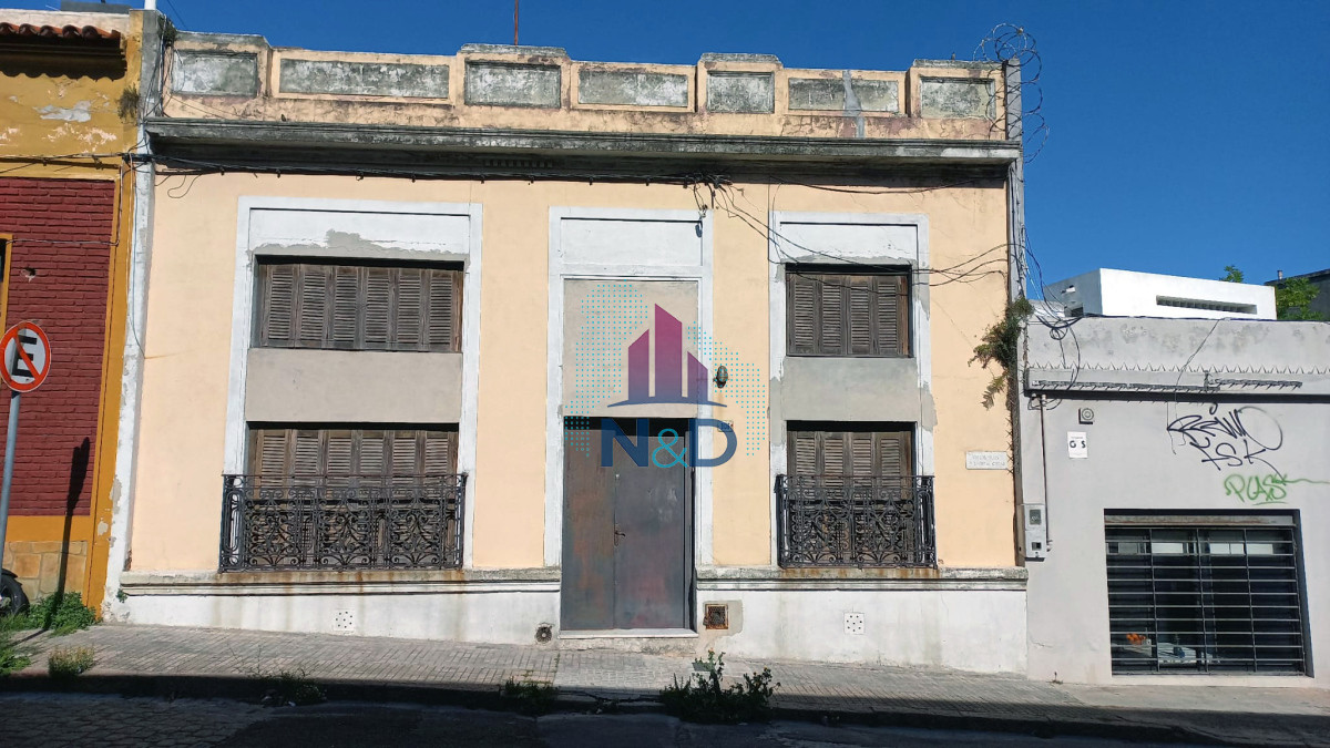 Casa ID.96 - VENTA DE CASA, BARRIO PALERMO, A RECICLAR, CON MAS DE 5 AMBIENTES, 