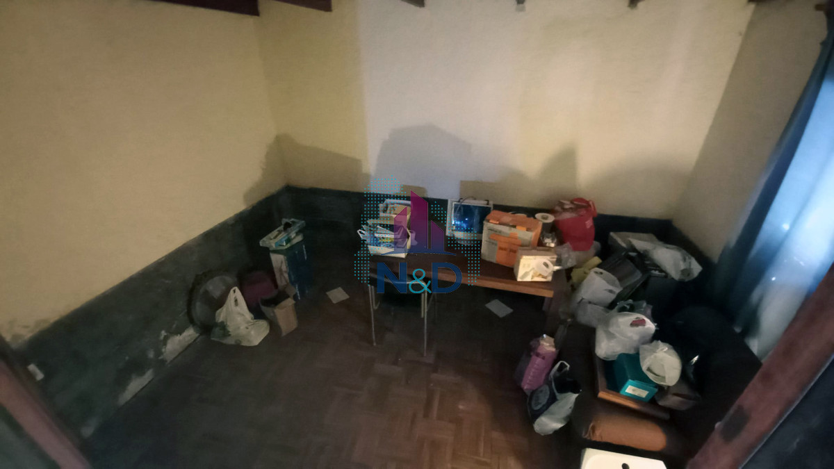 Casa ID.96 - VENTA DE CASA, BARRIO PALERMO, A RECICLAR, CON MAS DE 5 AMBIENTES, 