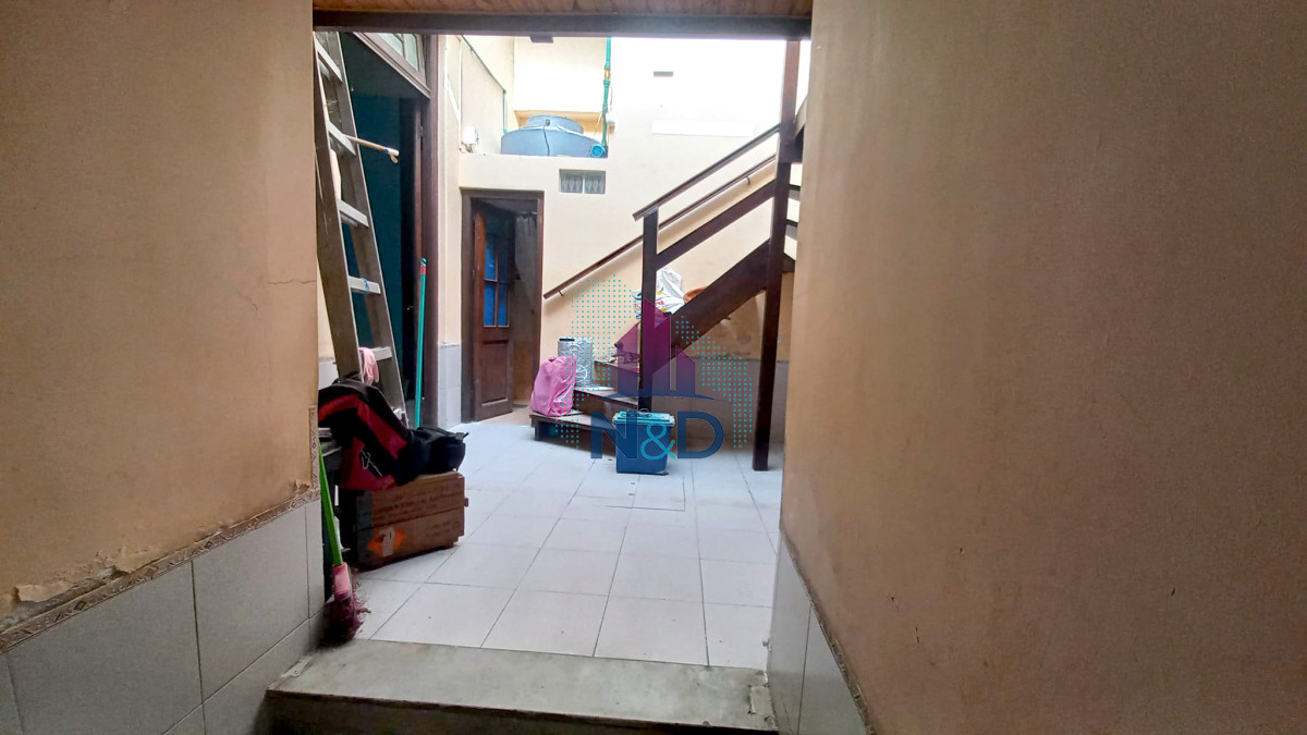 Casa ID.96 - VENTA DE CASA, BARRIO PALERMO, A RECICLAR, CON MAS DE 5 AMBIENTES, 