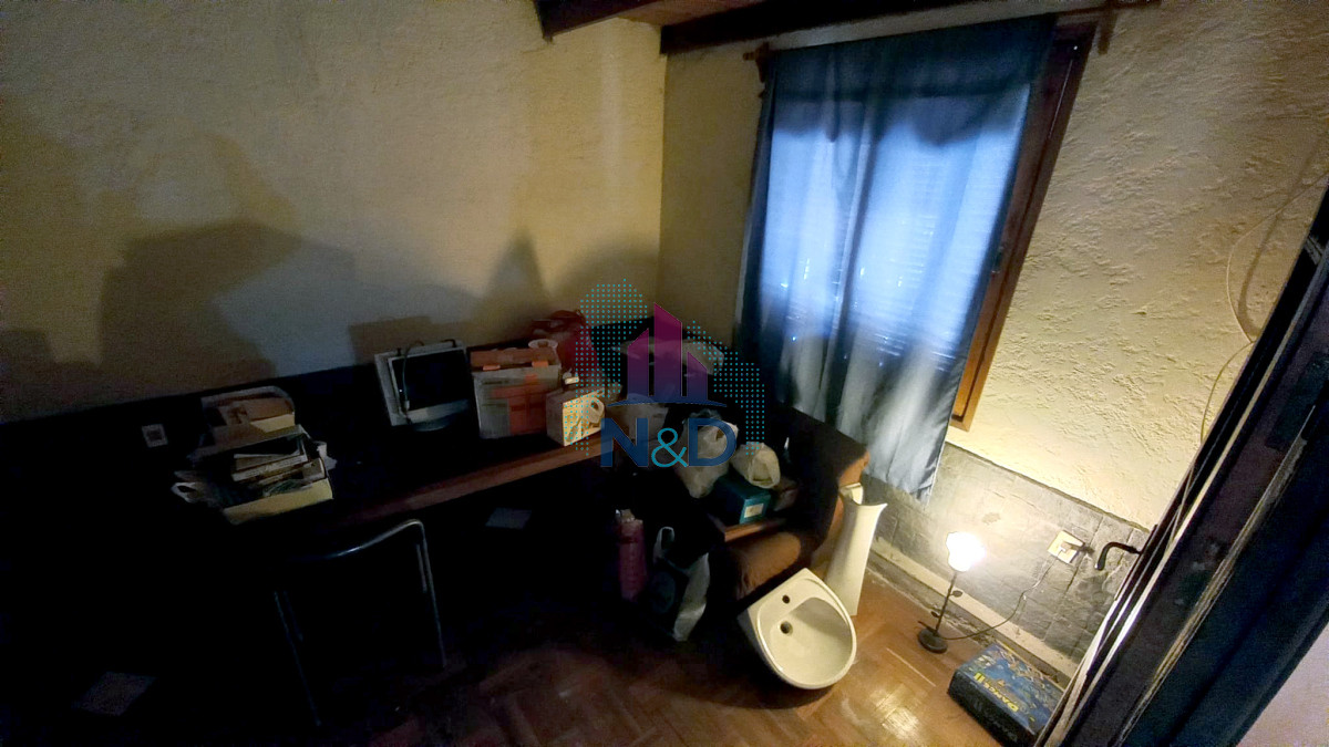 Casa ID.96 - VENTA DE CASA, BARRIO PALERMO, A RECICLAR, CON MAS DE 5 AMBIENTES, 