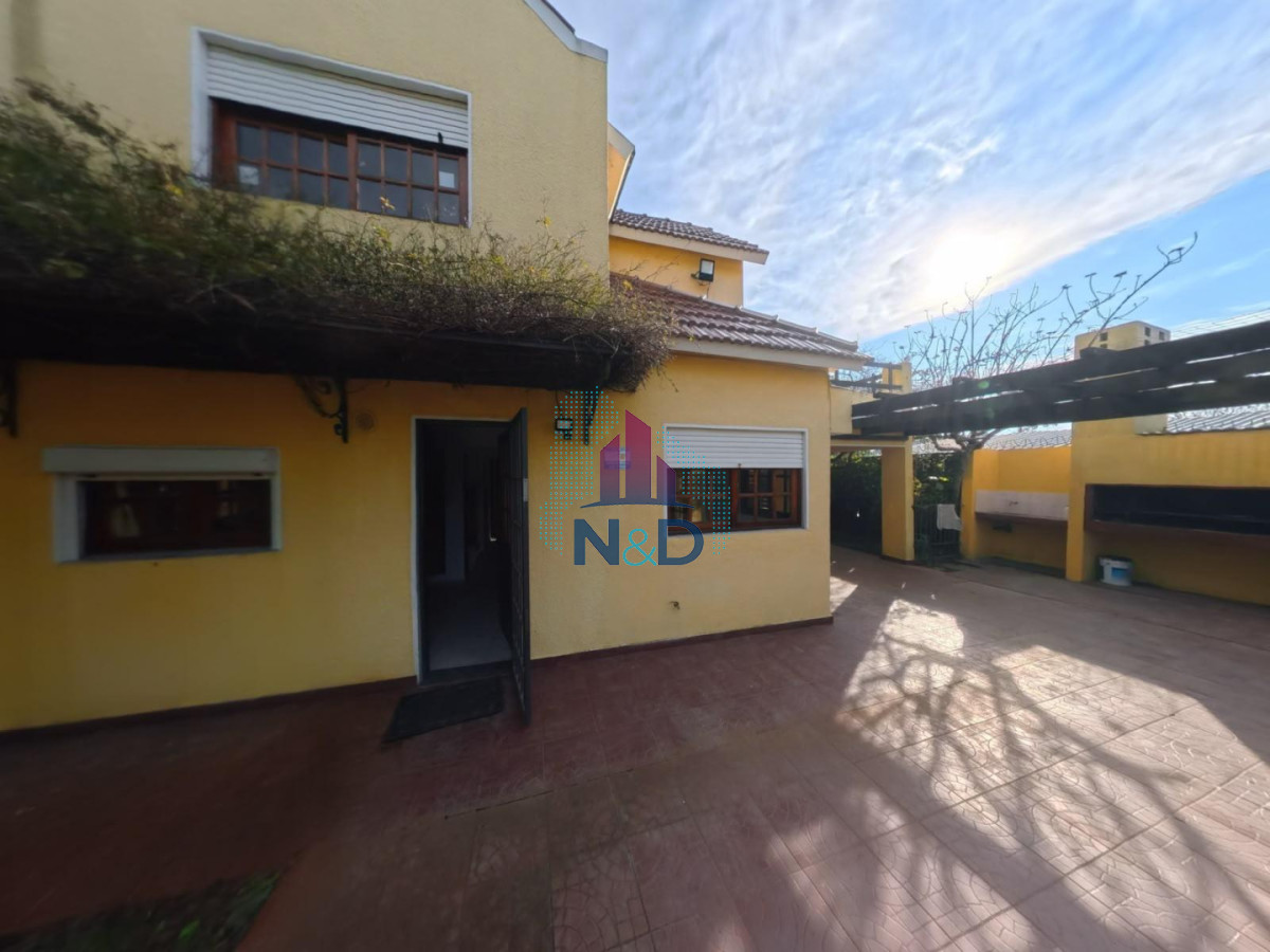 Casa ID.212 - VENTA CASA EN SALINAS,  GRAN TERRENO, 3 DORMITORIOS Y PISCINA 