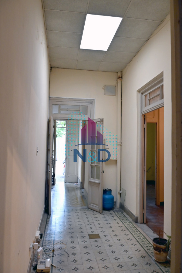 Casa ID.98 - CASA EN VENTA 3 DORMITORIOS, TRES CRUCES