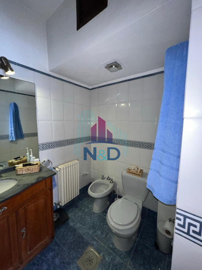 Casa ID.171 - SE VENDE COMODA CASA DE 4 CUARTOS CON PISCINA EN PARQUE BATLLE 