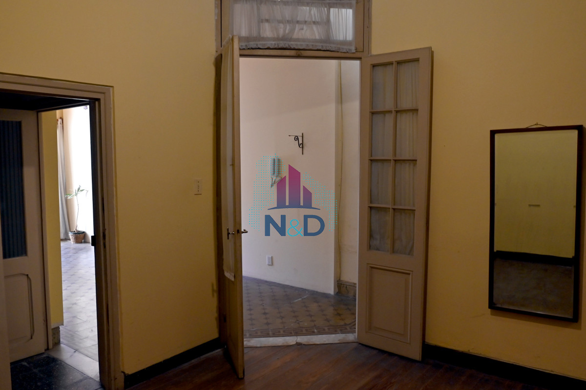 Casa ID.98 - CASA EN VENTA 3 DORMITORIOS, TRES CRUCES