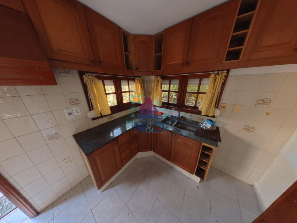 Casa ID.212 - VENTA CASA EN SALINAS,  GRAN TERRENO, 3 DORMITORIOS Y PISCINA 