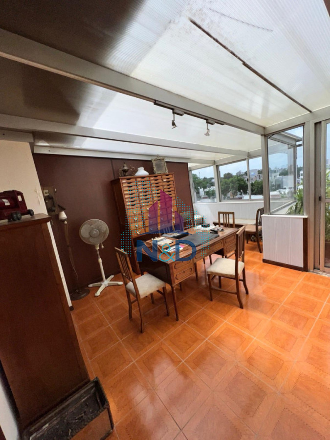 Casa ID.171 - SE VENDE COMODA CASA DE 4 CUARTOS CON PISCINA EN PARQUE BATLLE 