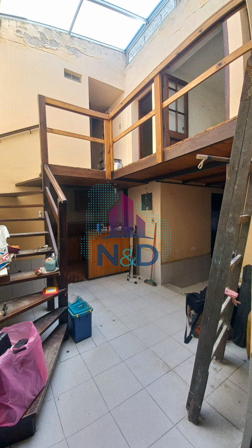 Casa ID.96 - VENTA DE CASA, BARRIO PALERMO, A RECICLAR, CON MAS DE 5 AMBIENTES, 