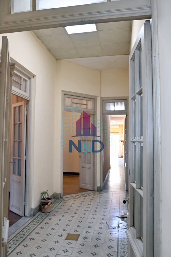 Casa ID.98 - CASA EN VENTA 3 DORMITORIOS, TRES CRUCES