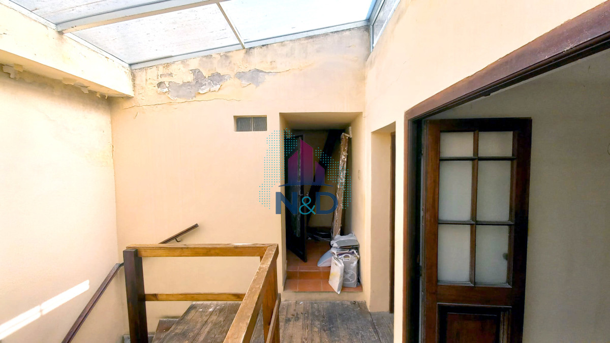 Casa ID.96 - VENTA DE CASA, BARRIO PALERMO, A RECICLAR, CON MAS DE 5 AMBIENTES, 