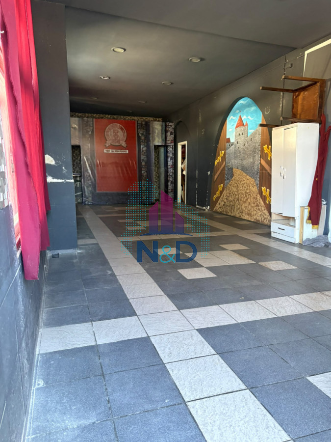 Local Comercial ID.92 - Alquiler de local esquina! amplio y luminoso!