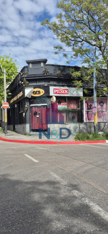 Local Comercial ID.92 - Alquiler de local esquina! amplio y luminoso!
