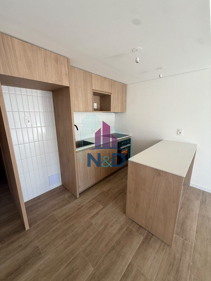 Apartamento ID.196 - ALQUILER MONOAMBIENTE CON BALCÓN AL FRENTE EN PUNTA CARRETAS