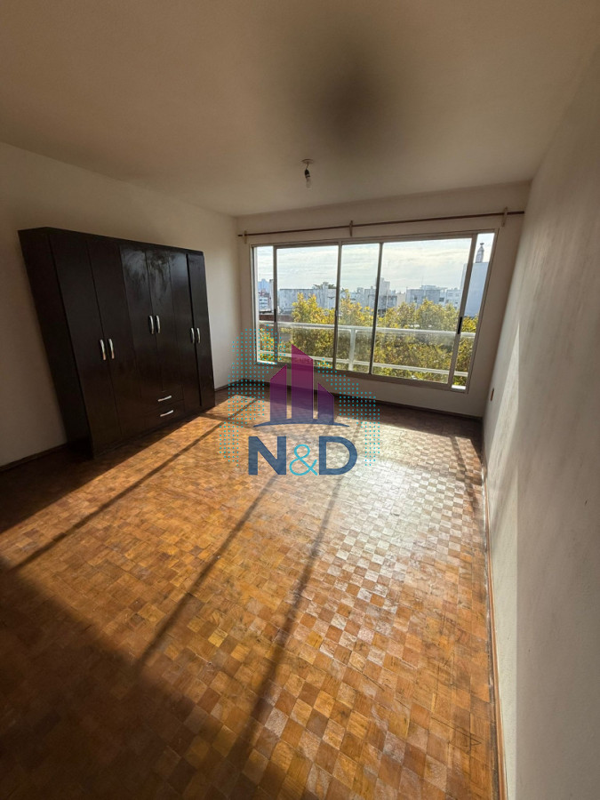 Apartamento ID.179 - ALQUILER MONOAMBIENTE AL FRENTE EN POCITOS 